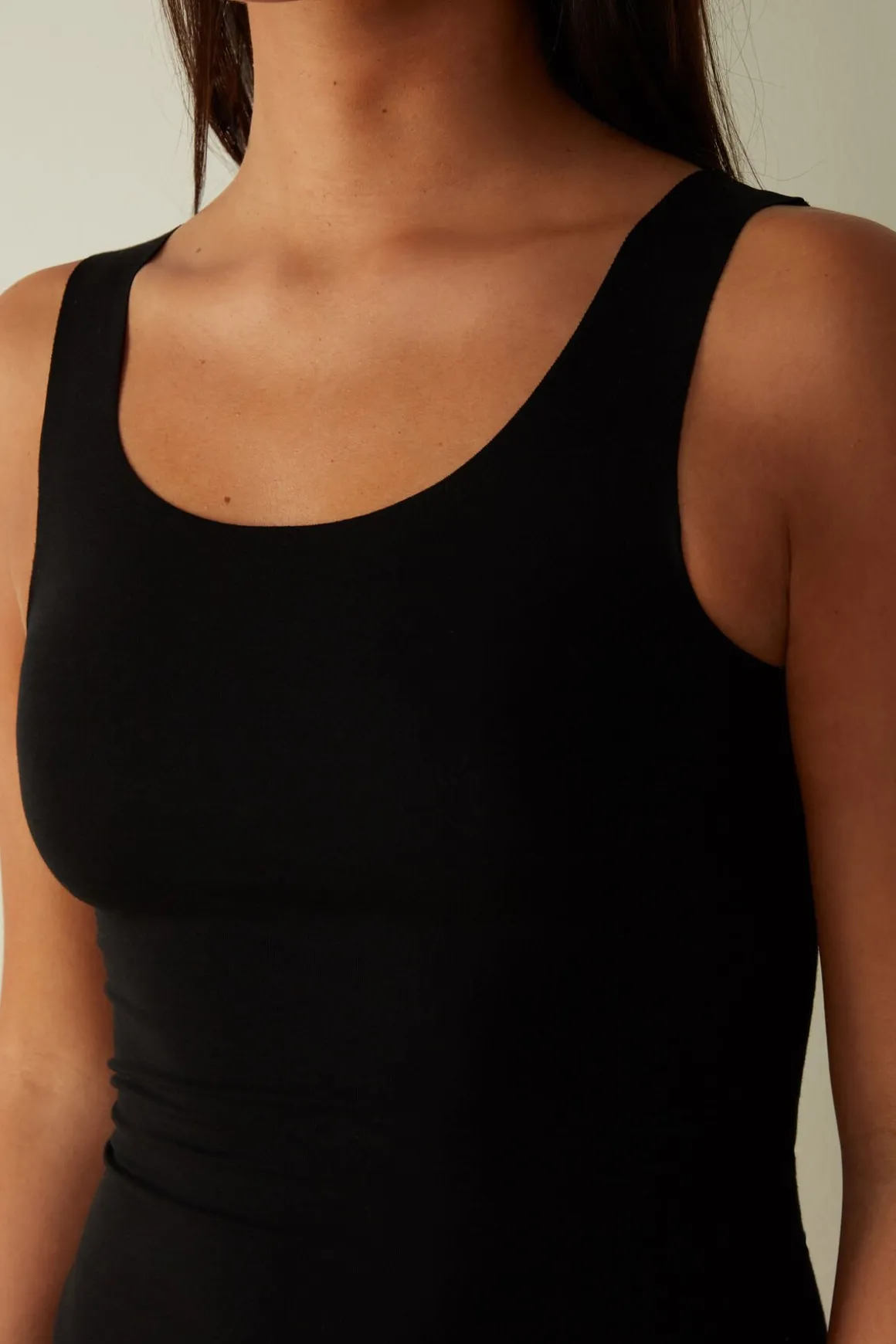 Bluzka z Okrągłym Dekoltem z Surowo Wykończonej Bawełny