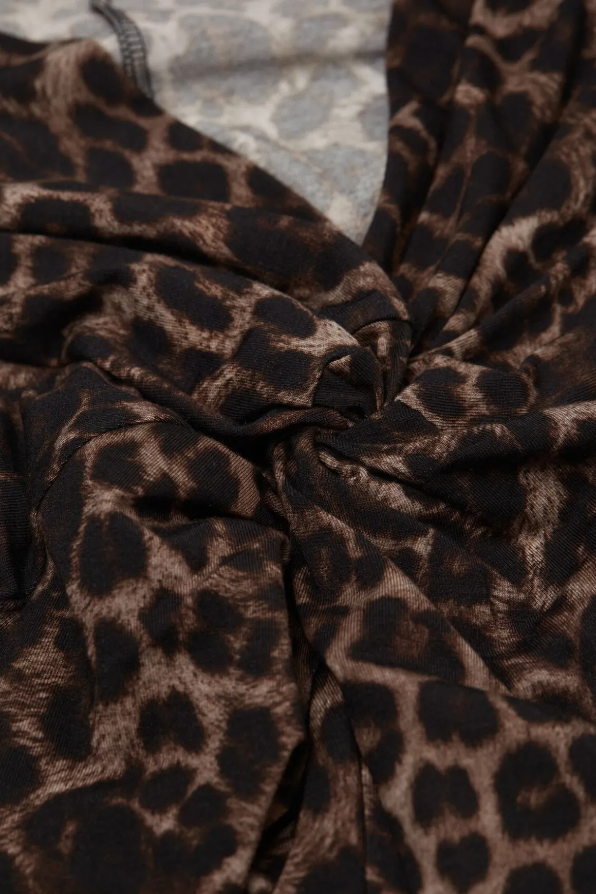 Body z Długim Rękawem z Modalu Luxurious Leopard