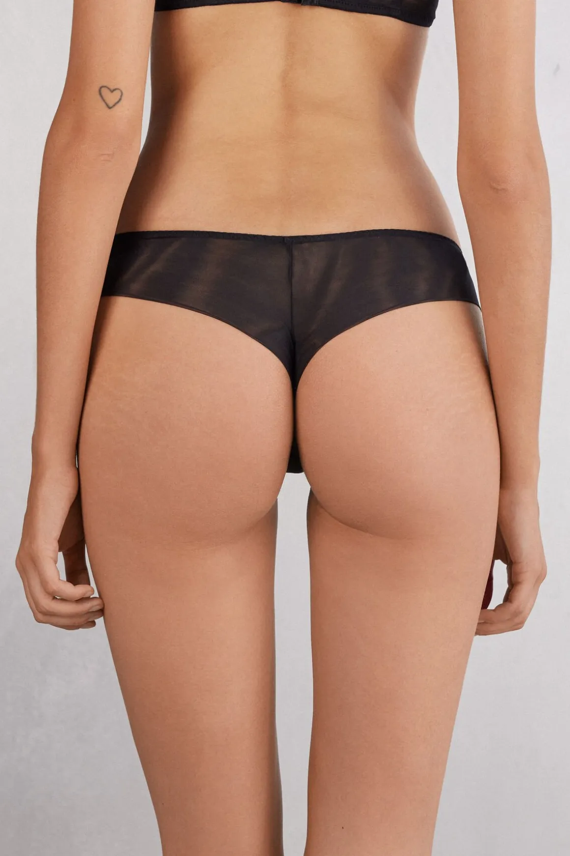 Brazyliany Hypnotic Details