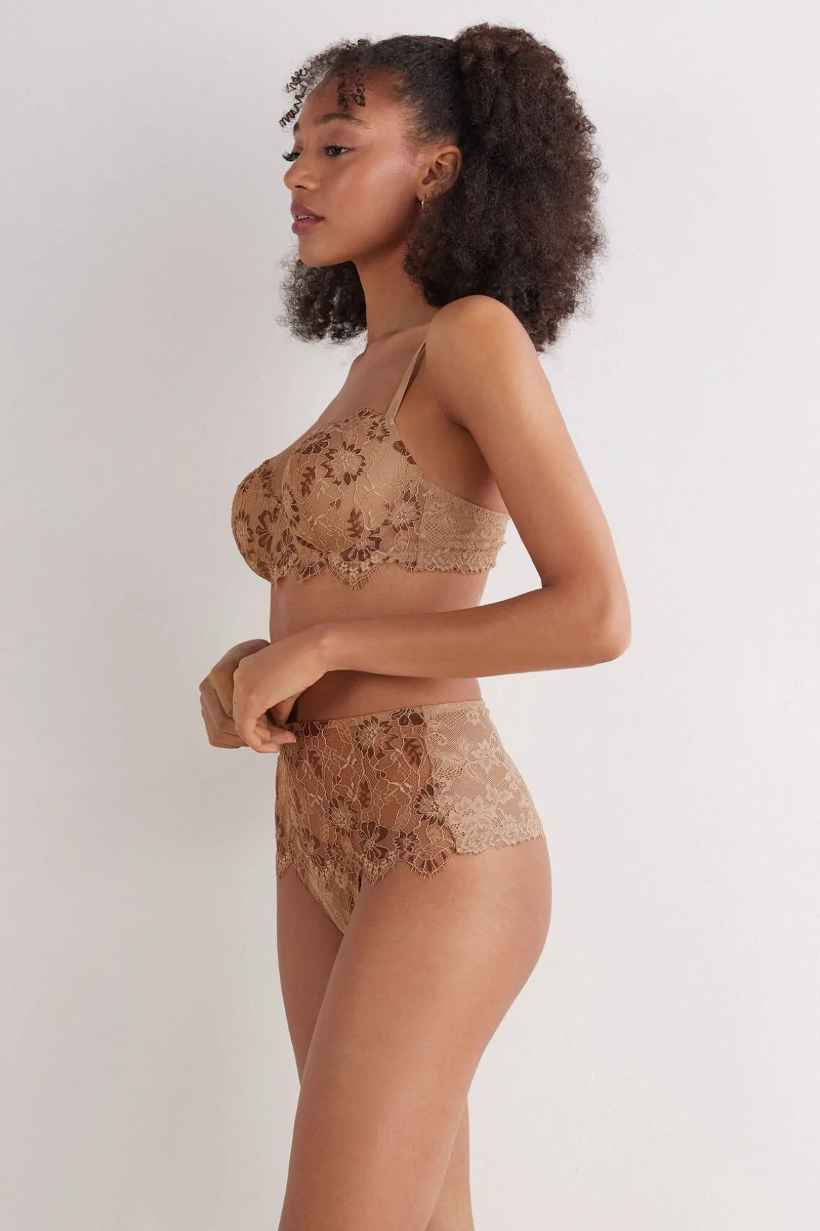 Figi Brazylijskie Culotte z Wysokim Stanem Summer Glow