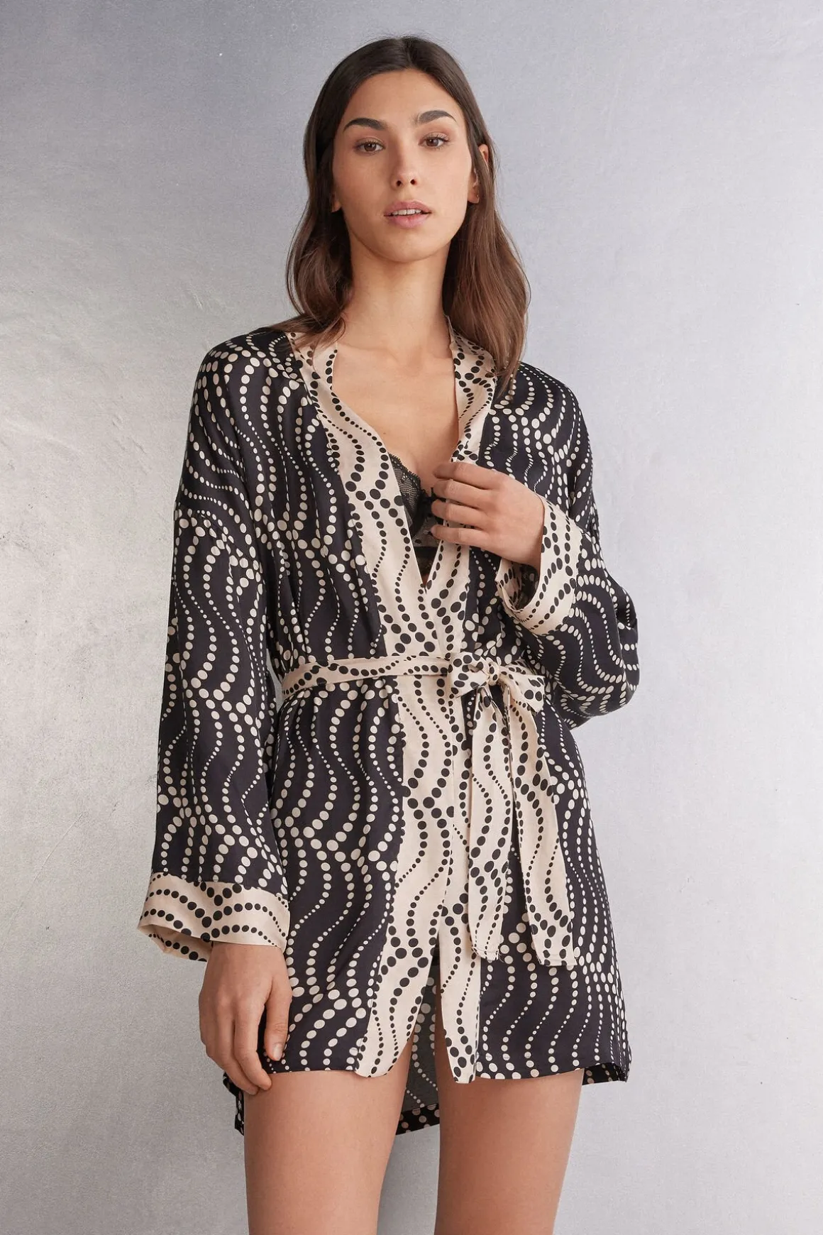 Kimono z Satyny Wiskozowej Cool Elegance
